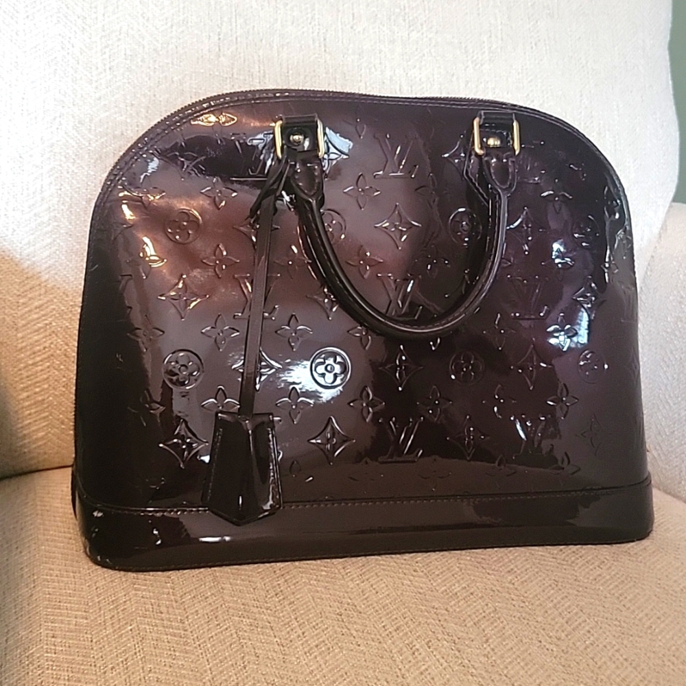 AUTHENTIC Louis Vuitton Alma MM